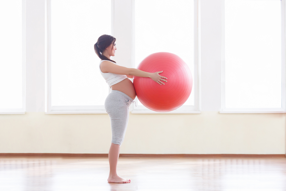 How to Find the Right Bra for an Active Pregnancy